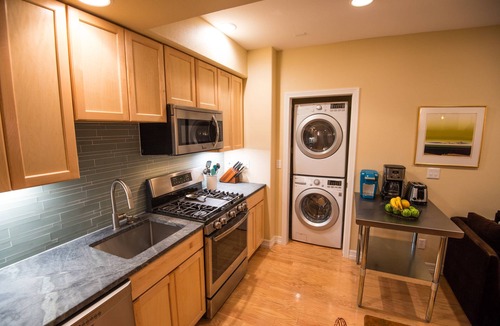 Palo Park Apartment | A BOULDER ABODE: Beautiful, 1000 sq foot Rental -30 night minimum