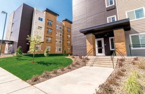 Centennial Apartment | A Charming Family-friendly Community in Denver Tech Center