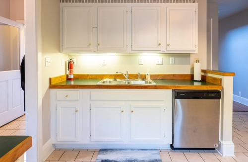 Glenwood Springs House | A Glenwood Treasure-super Clean Great-location