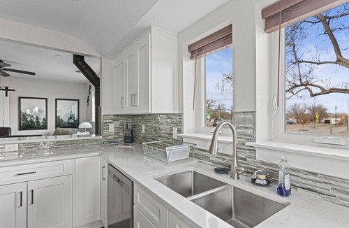 Milliken Cottage | A healthy place to write a book, find your clarity and get bored, heal the mind.