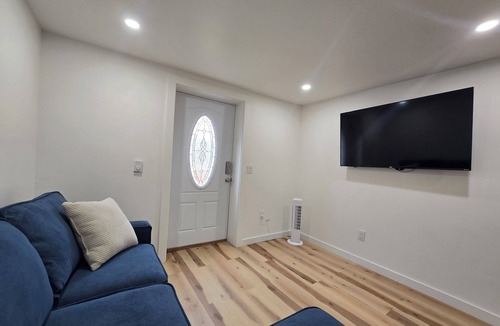 New Castle Apartment | A Home Away From Home