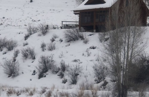 Kremmling Cabin | A little cabin getaway nestled on the Colorado River just 90 minutes from the fr