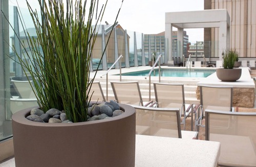 Downtown Denver House | A luxurious and elegant home in Denver’s most highly sought after high rise!