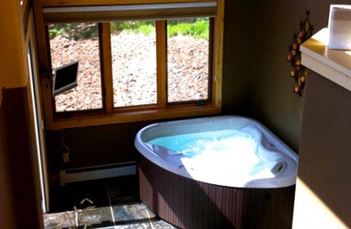Black Hawk Other | Accommodation ∙ 1 bedroom ∙ 14 guests
