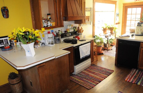 Glenwood Springs House | Adorable 1903 Victorian in the Heart of Glenwood Springs Downtown.