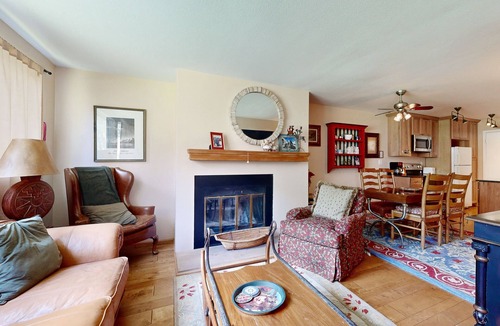 Vail Condo | Adorable Condo in w/Shared Pool, Hot Tub, WiFi, Washer/Dryer, & Free Shuttle