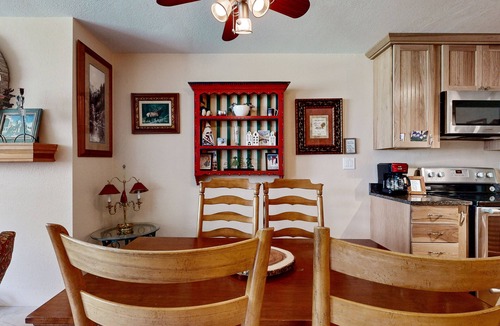 Vail Condo | Adorable Condo in w/Shared Pool, Hot Tub, WiFi, Washer/Dryer, & Free Shuttle