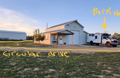 Cortez House | Adorable private bungalow on quiet horse and hay farm near Mesa Verde