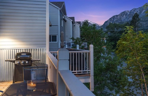 Ouray House | Affordable Riverfront Townhome - Fiber Internet - Near Ouray Hot Springs Pool