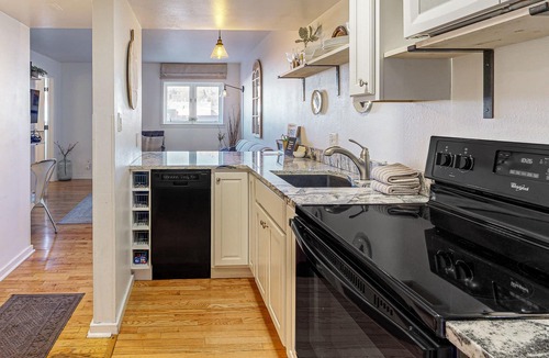 Historic Downtown Durango Condo | All new historic charmer in heart of Durango