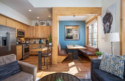 Downtown Steamboat Springs House | Alpen Glow Row House 6 | Pet Friendly | Air Conditioning