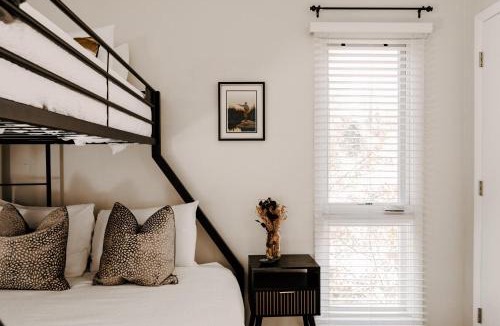 Wildernest House | Alpine Hideaway with Free Shuttle - Wildernest