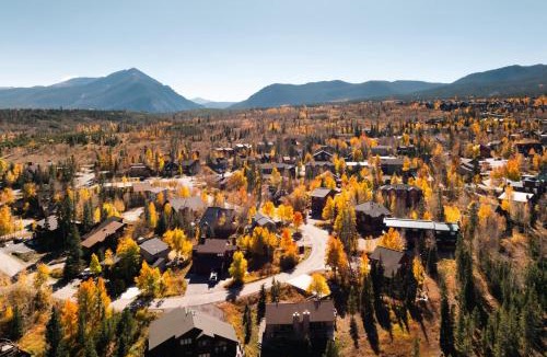 Wildernest House | Alpine Hideaway with Free Shuttle - Wildernest