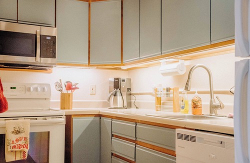 La Veta Apartment | Alpine Oasis – Your Perfect La Veta Getaway -In the heart of downtown La Veta