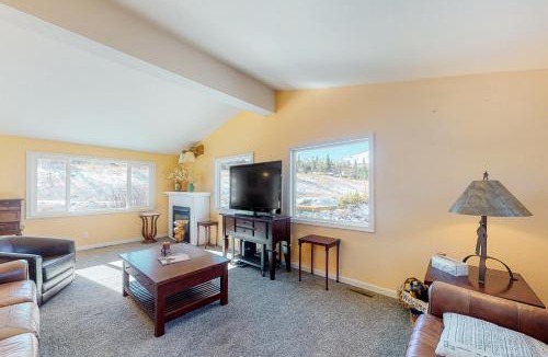 Breckenridge House | Alpine Privacy