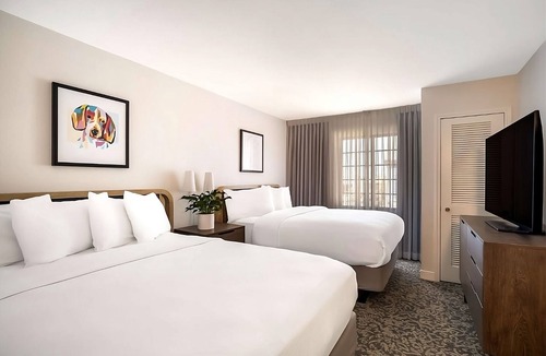 Acres Green Hotel | Always a Great Idea To Unwind! Near Rusty Sun Tennis Courts, w/Swimming Pool!