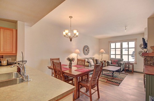 Copper Mountain Village Condo | Amazing 1 Bedroom Condo Right in Center Village! 3 Outdoor Hot Tubs PP301