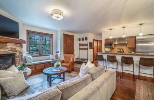 West End Condo | Amazing 3 Bedroom Aspen Core Townhome Sleeps 8