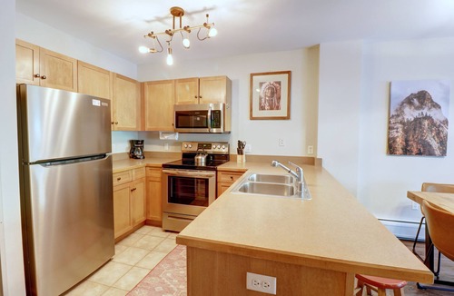East Village at Copper Condo | Amazing Condo With Awesome Views! Two Hot Tubs! CS221