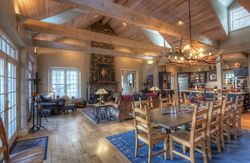 Durango - Purgatory House | Amazing Home on 7 Acres - 20 Min. to DGO - Fire Pit - Views/AC