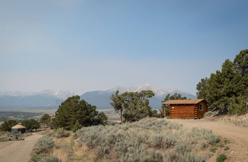 Buena Vista Cabin | AMAZING views of the Collegiate Peaks and most secluded 1 Room Dry Camping Cabin.
