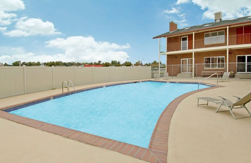 Evans Hotel | Americas Best Value Inn Greeley Evans