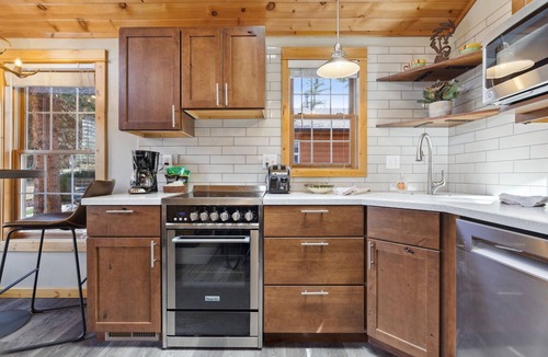 Fall River Estates Condo | Antlers Pointe 03 (HT)