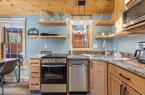 Fall River Estates Condo | Antlers Pointe 05 (HT)