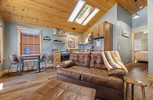 Fall River Estates Condo | Antlers Pointe 05 (HT)