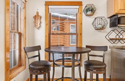 Fall River Estates Condo | Antlers Pointe 07 (HT)