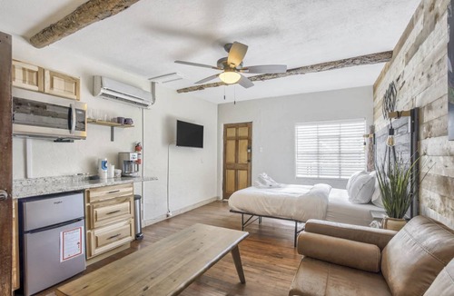 West Colorado Springs Apartment | Apartment ∙ 1 bedroom ∙ 2 guests