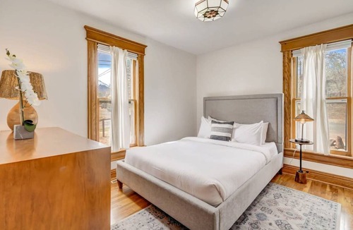 West Colorado Springs Apartment | Apartment ∙ 4 bedrooms ∙ 10 guests