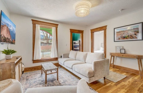 West Colorado Springs Apartment | Apartment ∙ 4 bedrooms ∙ 10 guests