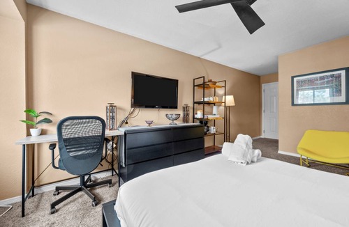 Englewood Apartment | Apartment ∙ 1 bedroom ∙ 2 guests