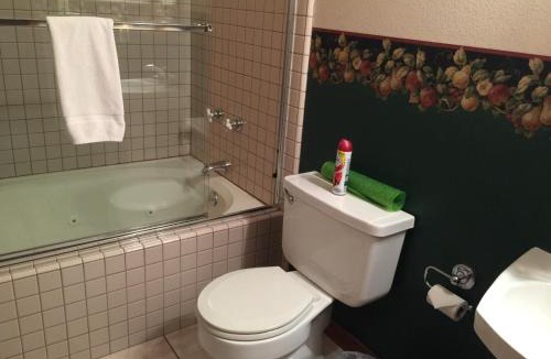Hermosa Bed & Breakfast | Apple Orchard Inn