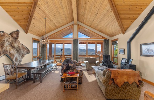 Kremmling House | Arapaho Lodge, Arapaho Lodge - A secluded getaway
