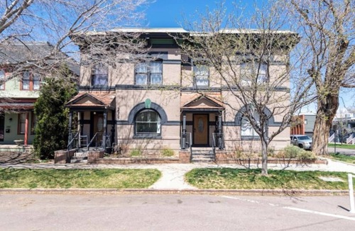 Curtis Park Apartment | Art Loft on Curtis Park