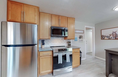 Arvada Plaza Area House | Arvada Private Family Home with Two King Beds