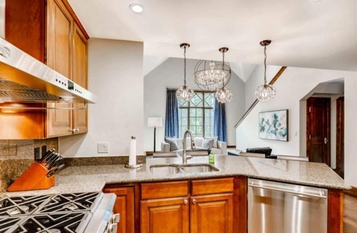 Avon Condo | Ascent 409 - 3 Bedroom Residence