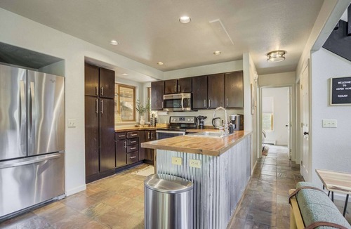 Spring Valley Cabin | Aspen Haven! Mountain Escape with Hot Tub & Views