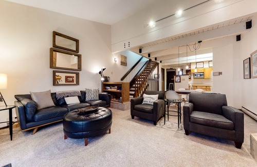 Steamboat Springs House | Attractive Townhouse Close to Lift w/Private Washer/Dryer, WiFi, Deck, Fireplace
