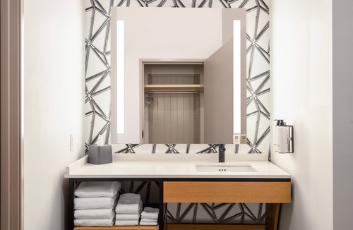 Dupont Hotel | Atwell Suites Denver Airport Tower Road by IHG