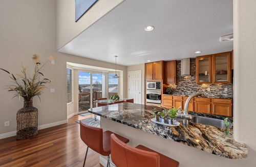 Conservatory House | Aurora Manor with Breathtaking Views