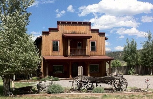 Ridgway Apartment | Award Winning Cow Creek Suite: Edge-Of-Town Quiet & Convenience With Great Views