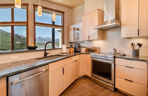Estes Park House | Azure Vista Vacation Home At Windcliff 3 Bedroom Home by Redawning