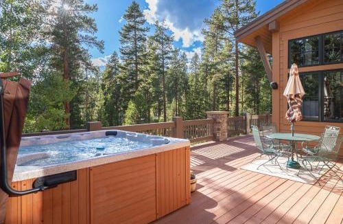 Granby House | Back 9 Lodge
