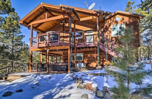 Bailey House | Bailey Getaway w/Hot Tub & Game Room!