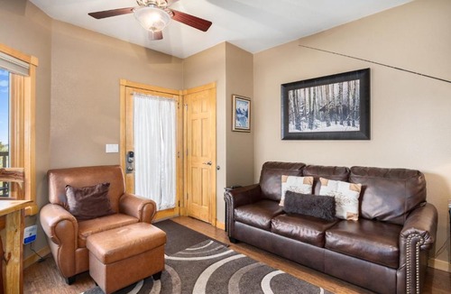 Estes Park Apartment | Baker Mountain 29C Condo