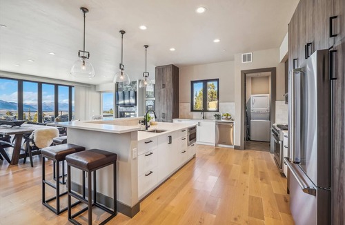 Woodmoor House | Baldy Basecamp: Newly Constructed - Hot Tub - Great Views - Seasonal Shuttle