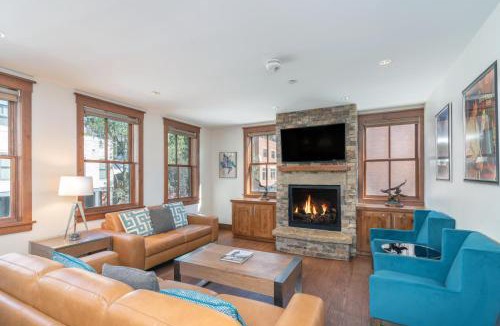 Telluride Apartment | Ballard North 202 - Ballard Bluebird